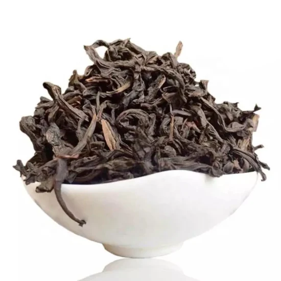 Горячий травяной чай с хризантемой